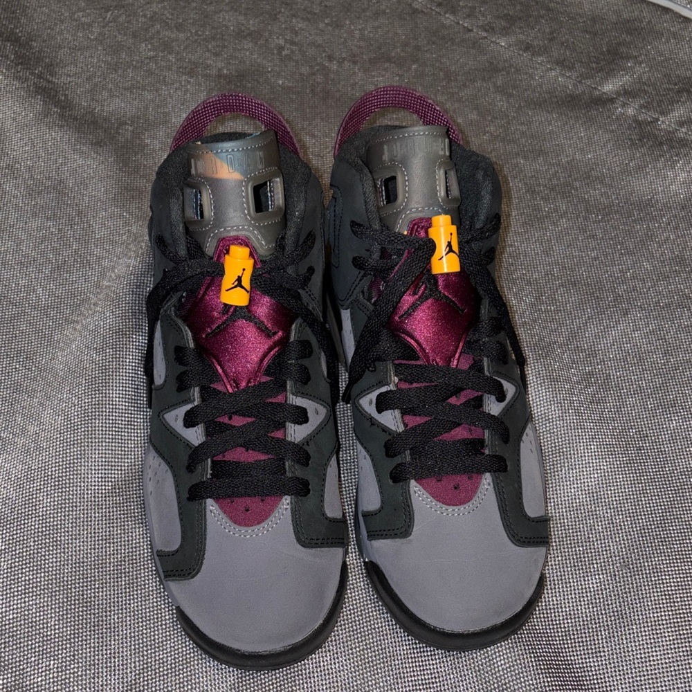 Jordan 6 Retro Bordeaux size 5Y